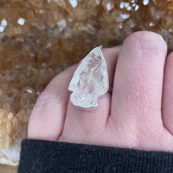 🚫SOLD🚫Unique Natural Raw Clear Quartz Arrowhead Ring. Size 7.5 - Picture 2 of 7